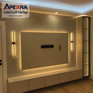 ديكور شاشات بديل خشب مع ادراج جانبية زجاج شفاف